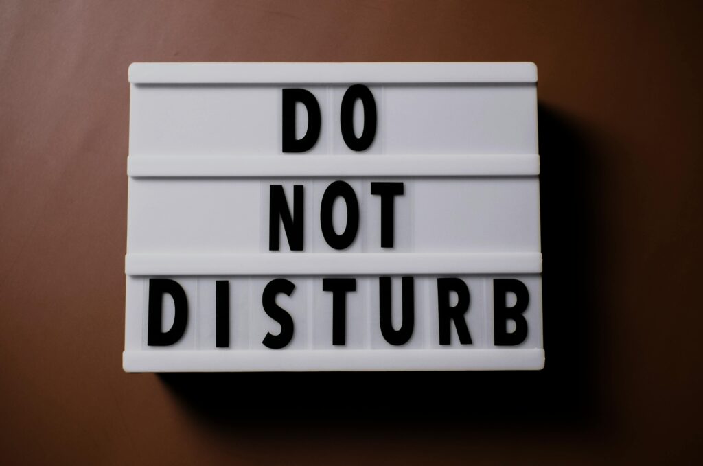 Benefits of Using a Do Not Disturb Sign